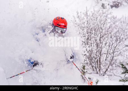 Ende April, der letzte Tiefschnee der Saison in Hintertux. Tirol, Österreich Stockfoto