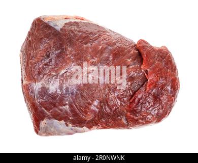 Rohes Fleisch - Rinderschulterklumpen auf weißem Hintergrund isoliert Stockfoto