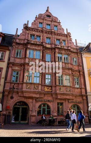 Hotel zum Ritter St. Georg, ein altes historisches Hotel und Restaurant, Heidelberg, Deutschland Stockfoto