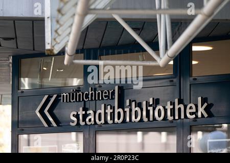 München, Deutschland. 09. Mai 2023. Die Bibliothek des Stadtbezirks Bogenhausen, fotografiert in München. Kredit: Lennart Preiss/dpa/Alamy Live News Stockfoto