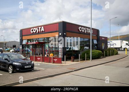 costa Coffee Shop Fahrt durch boucher Road Belfast, Nordirland, großbritannien Stockfoto