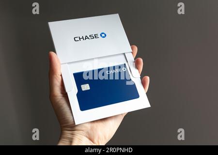 Blue Chase Bank-Debitkarte für Cashback Stockfoto