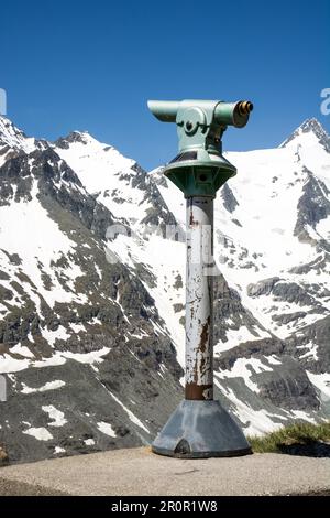 Teleskop in den Grossglockener alpen in Österreich, Heiligenblut, Kaernten, Oesterreich Stockfoto