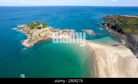 Cote d'Emeraude (Emerald Coast), Cancale Plage du Guesclin (Luftaufnahme), Departement Ille-et-Vilaine, Frankreich Stockfoto