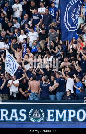 Empoli, Italien. 08. Mai 2023. Fans des Empoli FC während des Spiels der Serie A zwischen Empoli und US Salernitana 1919 am 8. Mai 2023 im Stadio Carlo Castellani, Empoli, Italien. Kredit: Giuseppe Maffia/Alamy Live News Stockfoto