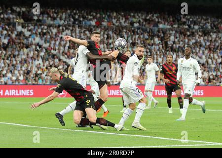 Madrid, Spanien. 09. Mai 2023. Spieler in Aktion beim Halbfinale der Champions League Leg 1 zwischen Real Madrid und Manchester City im Santiago Bernabeu Stadion in Madrid, Spanien, am 9. Mai 2023. Kredit: Edward F. Peters/Alamy Live News Stockfoto