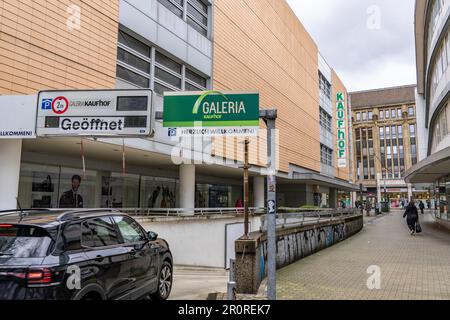 Galeria Kaufhof im Stadtzentrum von Gelsenkirchen an der Bahnhofstraße ist von den Schließungsplänen der Kaufhausgruppe betroffen Stockfoto