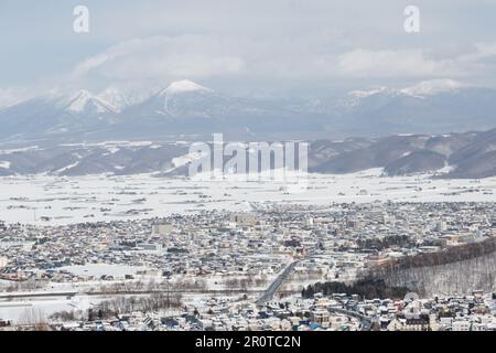 Winterlandschaft von Furano Town, Hokkaido, Japan Stockfoto