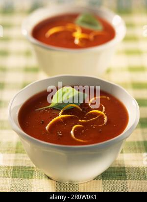 Tomaten und Paprika Gazpacho Stockfoto