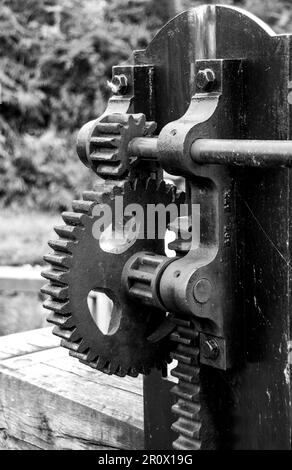 Im Vereinigten Königreich - Canal Lock Gate Mechanism, am Leeds-Kanal nach Liverpool Stockfoto