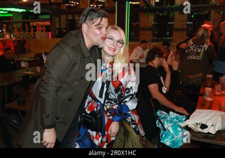 Zagreb, Kroatien. 10. Mai 2023. Mitglieder der Musikgruppe Let3 feiern den ersten Sieg im Eurovision Halbfinale und qualifizieren sich am 10. Mai 2023 in Liverpool, England. Foto: Sanjin Strukic/PIXSELL Credit: Pixsell/Alamy Live News Stockfoto