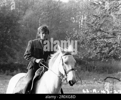 PETER McEnery im FIGHTING PRINCE OF DONEGAL 1966 Regisseur MICHAEL O'HERLIHY Buch Robert T. Reilly Kostümdesign Anthony Mendleson UK-USA Koproduktion Walt Disney Productions Stockfoto