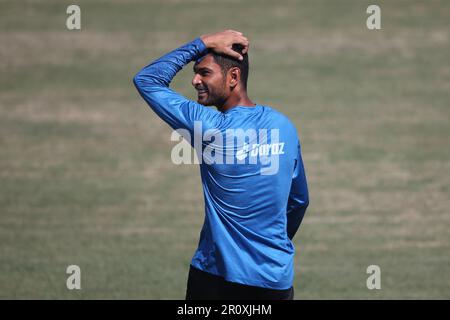 Bangladescher Cricketspieler Mahmudullah nimmt während des Bangladesch National Cricket Teams an der Übungssitzung vor ihrem dritten ODI gegen Indien in Zahur Teil Stockfoto