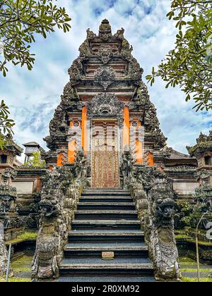 Pura Taman Kemuda Saraswati - Ubud Water Palace in Bali, Indonesien Stockfoto