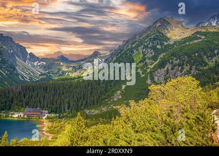 Malerischer Panoramablick auf Popradske Pleso, Tatra, Slowakei. Stockfoto
