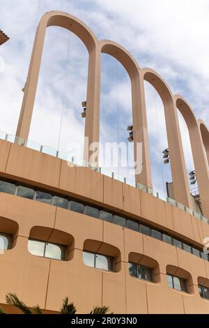 Fontvieille, Monaco, April 20. 2023:- The Stade Louis III in der Fontvieille-Abteilung von Monaco, Heimstadion des AS Monaco FC. Fontvieille ist aus Rückgewinnung Stockfoto