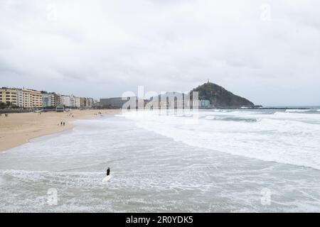 Zurriola Beach, Donostia San Sebastian, Baskenland Stockfoto