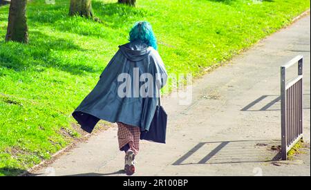 Glasgow, Schottland, Vereinigtes Königreich, 10. Mai 2023. UK Weather: Bei Sonnenschein im Stadtzentrum gingen die Einheimischen auf die Straßen, um das Stadtleben zu genießen. Credit Gerard Ferry/Alamy Live News Stockfoto