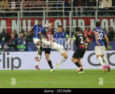 Mailand, Italien. 10. Mai 2023. Halbfinale der UEFA Champions League, erste Etappe, Fußballspiel zwischen AC Milan und FC Internazionale Credit: Nderim Kaceli/Alamy Live News Stockfoto