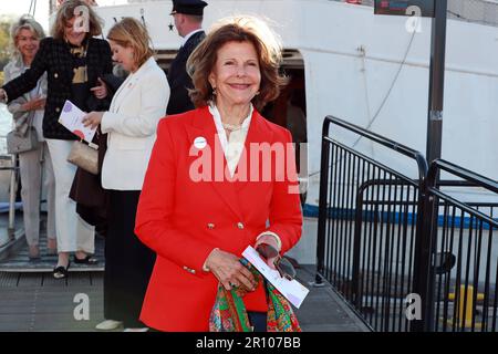 Königin Silvia kommt zu einem besonderen Abend für die Welt-Kinderstiftung in Gröna Lund in Stockholm, Schweden, 10. Mai 2023. Foto: Lars Hög Stockfoto