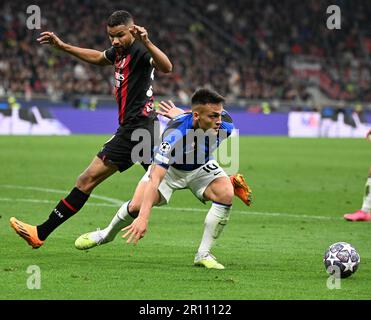 Mailand, Italien. 10. Mai 2023. Lautaro Martinez (R) des FC Inter tritt beim Halbfinale der UEFA Champions League auf der ersten Etappe am 10. Mai 2023 in Mailand, Italien, mit den Junior Messias des AC Mailand an. Kredit: Alberto Lingria/Xinhua/Alamy Live News Stockfoto