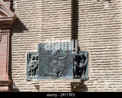 GRANADA, ANDALUSIEN, SPANIEN - MAI 7 : Basilika Nuestra Senora de las Angustias, schutzpatron von Granada in Granada, Spanien, am 7. Mai 2014 Stockfoto