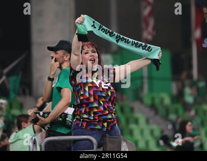 10. Mai 2023: Fans des FC Austin feuern nach einem Spiel des US Open Cup zwischen dem FC Austin und New Mexico United am 10. Mai 2023 in Austin an. Austin FC hat gewonnen, 2-0. (Kreditbild: © Scott Coleman/ZUMA Press Wire) NUR REDAKTIONELLE VERWENDUNG! Nicht für den kommerziellen GEBRAUCH! Stockfoto