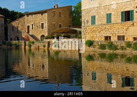 Bagno Vignoni, Thermalbad, Val d'Orcia, Orcia-Tal, UNESCO-Weltkulturerbe, Provinz Siena, Toskana, Italien Stockfoto