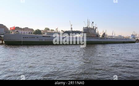 Sowjetisches U-Boot S-189 in St. Petersburg - Jetzt ein Museumsschiff Stockfoto