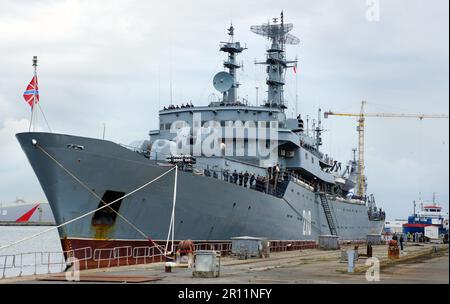 Russisches Ausbildungsschiff 210, Führungsschiff der Smolnyy-Klasse (Projekt 887), um Kadetten der Marine zu üben, die die Marine, russische Besatzung und Matrosen erziehen Stockfoto