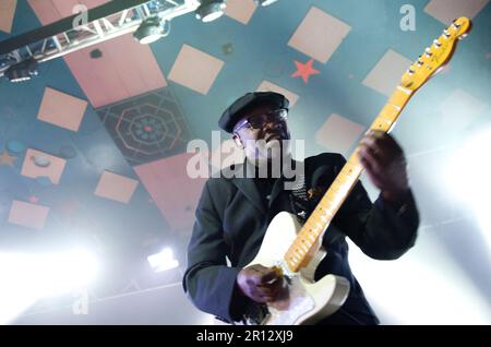 Neville Staple von den Specials AKA bei einem Konzert im berühmten Barrowland Ballroom in Glasgow, Schottland im Jahr 2013 Stockfoto