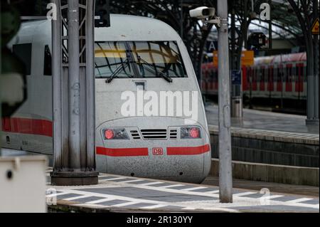 Köln, Deutschland. 11. Mai 2023. Eine Eisbahn der Deutschen Bahn. Kredit: Henning Kaiser/dpa/Archivbild/dpa/Alamy Live News Stockfoto