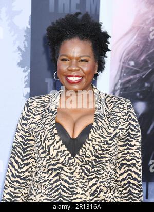 Los Angeles, Kalifornien, USA. 10. Mai 2023. Leslie Jones besucht die Los Angeles Premiere von Netflix's „The Mother“ im Westwood Regency Village Theater am 10. Mai 2023 in Los Angeles, Kalifornien. Kredit: Jeffrey Mayer/Jtm Photos/Media Punch/Alamy Live News Stockfoto