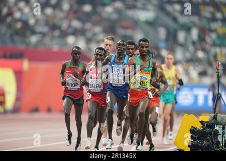 Telahun Haile Bekele nimmt an den 5000 Metern der Leichtathletik-Weltmeisterschaft 2019 in Doha Teil. Stockfoto