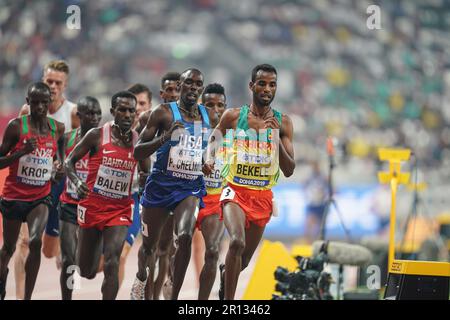 Telahun Haile Bekele nimmt an den 5000 Metern der Leichtathletik-Weltmeisterschaft 2019 in Doha Teil. Stockfoto