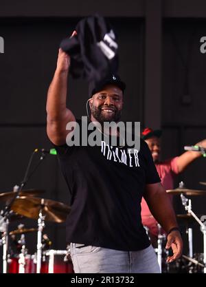 MIRAMAR, FLORIDA - MAI 07: KeV Marcus of Black Violin tritt während der Black Violin Foundation: Dreamer Art Festival im Miramar Regional Park Ampitheater am 7. Mai 2023 in Miramar, Florida. (Foto: JL/Sipa USA) Stockfoto