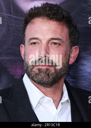 WESTWOOD, LOS ANGELES, KALIFORNIEN, USA - MAI 10: Der amerikanische Schauspieler und Filmemacher Ben Affleck trifft am 10. Mai 2023 im Regency Village Theater in Westwood, Los Angeles, Kalifornien, USA auf der Premiere von Netflix's „The Mother“ in Los Angeles ein. (Foto von Xavier Collin/Image Press Agency) Stockfoto