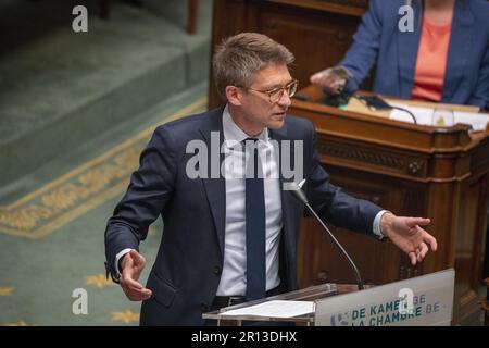 Brüssel, Belgien. 11. Mai 2023. Der stellvertretende Ministerpräsident und Minister für Wirtschaft und Arbeit Pierre-Yves Dermagne wurde am Donnerstag, den 11. Mai 2023, auf einer Plenarsitzung der Kammer im Bundesparlament in Brüssel abgebildet. BELGA FOTO NICOLAS MAETERLINCK Kredit: Belga News Agency/Alamy Live News Stockfoto