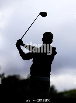 Kipp Popert schlägt am zweiten Tag der G4D Open im Woburn Golf Club, Milton Keynes, die 11. ab. Foto: Donnerstag, 11. Mai 2023. Stockfoto