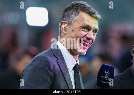 Mailand, Italien. 10. Mai 2023. Paolo Maldini Technical Area Director des AC Mailand lächelt während des Halbfinale-Fußballspiels der UEFA Champions League 2022/23 zwischen dem AC Mailand und dem FC Internazionale im San Siro Stadion mit 1. Beinen. (Endergebnisse; Mailand 0 | 2 Inter). Kredit: SOPA Images Limited/Alamy Live News Stockfoto