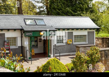 Öffentliche Toiletten im Pittencrieff Park Dunfermline Stockfoto