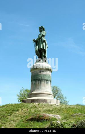 Alise Sainte reine, Vercingetorix monumentale Statue des Bildhauers Aime Millet auf dem Gipfel des Mont Auxois, Cote d'Or, Bourgogne Franche Comte, Frankreich Stockfoto