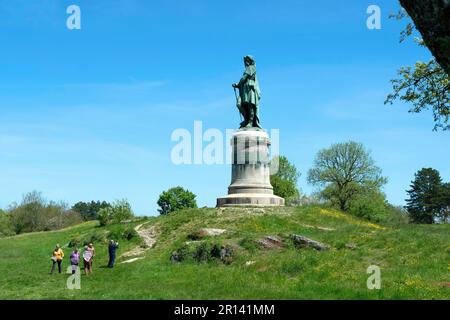 Alise Sainte reine, Vercingetorix monumentale Statue des Bildhauers Aime Millet auf dem Gipfel des Mont Auxois, Cote d'Or, Bourgogne Franche Comte, Frankreich Stockfoto