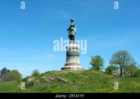 Alise Sainte reine, Vercingetorix monumentale Statue des Bildhauers Aime Millet auf dem Gipfel des Mont Auxois, Cote d'Or, Bourgogne Franche Comte, Frankreich Stockfoto