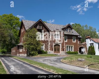 Villa am Lindell Boulevard mit Blick auf den Forest Park Stockfoto