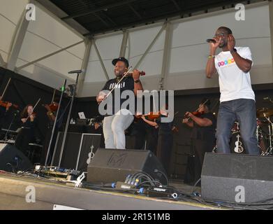 Miramar, USA. 07. Mai 2023. MIRAMAR, FLORIDA - MAI 07: KeV Marcus und will Baptiste of Black Violin treten während der Black Violin Foundation: Dreamer Art Festival im Miramar Regional Park Ampitheater am 28. Januar 2023 in Miramar, Florida auf. (Foto: JL/Sipa USA) Guthaben: SIPA USA/Alamy Live News Stockfoto