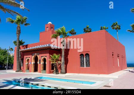 BENALMADENA, SPANIEN - 7. MAI 2023: Kulturzentrum - Castillo de El-Bil-Bil in Benalmadena, Spanien am 7. Mai 2023 Stockfoto