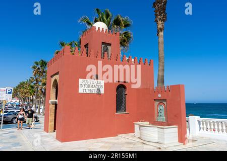 BENALMADENA, SPANIEN - 7. MAI 2023: Kulturzentrum - Castillo de El-Bil-Bil in Benalmadena, Spanien am 7. Mai 2023 Stockfoto