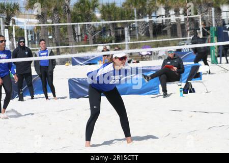 UAB März bis Mai Beach Volleyball Tournament 2023 in Gulf Shores, Alabama, USA. Stockfoto