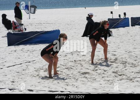 UAB März bis Mai Beach Volleyball Tournament 2023 in Gulf Shores, Alabama, USA. Stockfoto